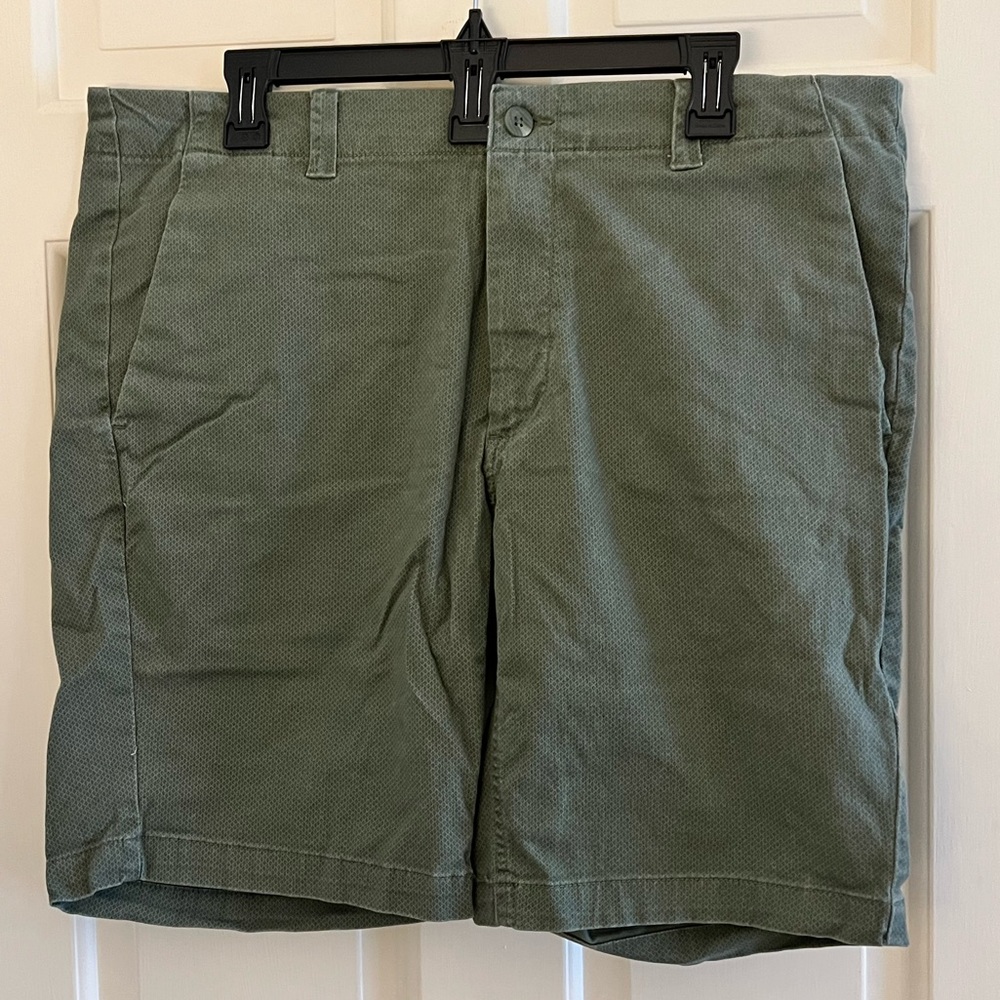 Rowm men’s shorts size 38